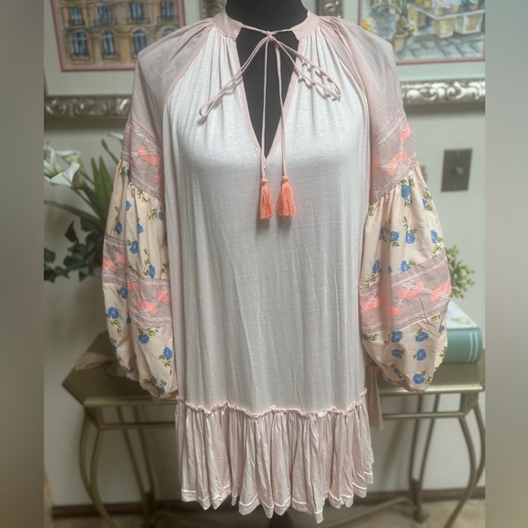 Anthropologie Embroidered Ruffle Pink Tunic Boho Mini Dress Coastal Cowgirl Sz S - Picture 2 of 12